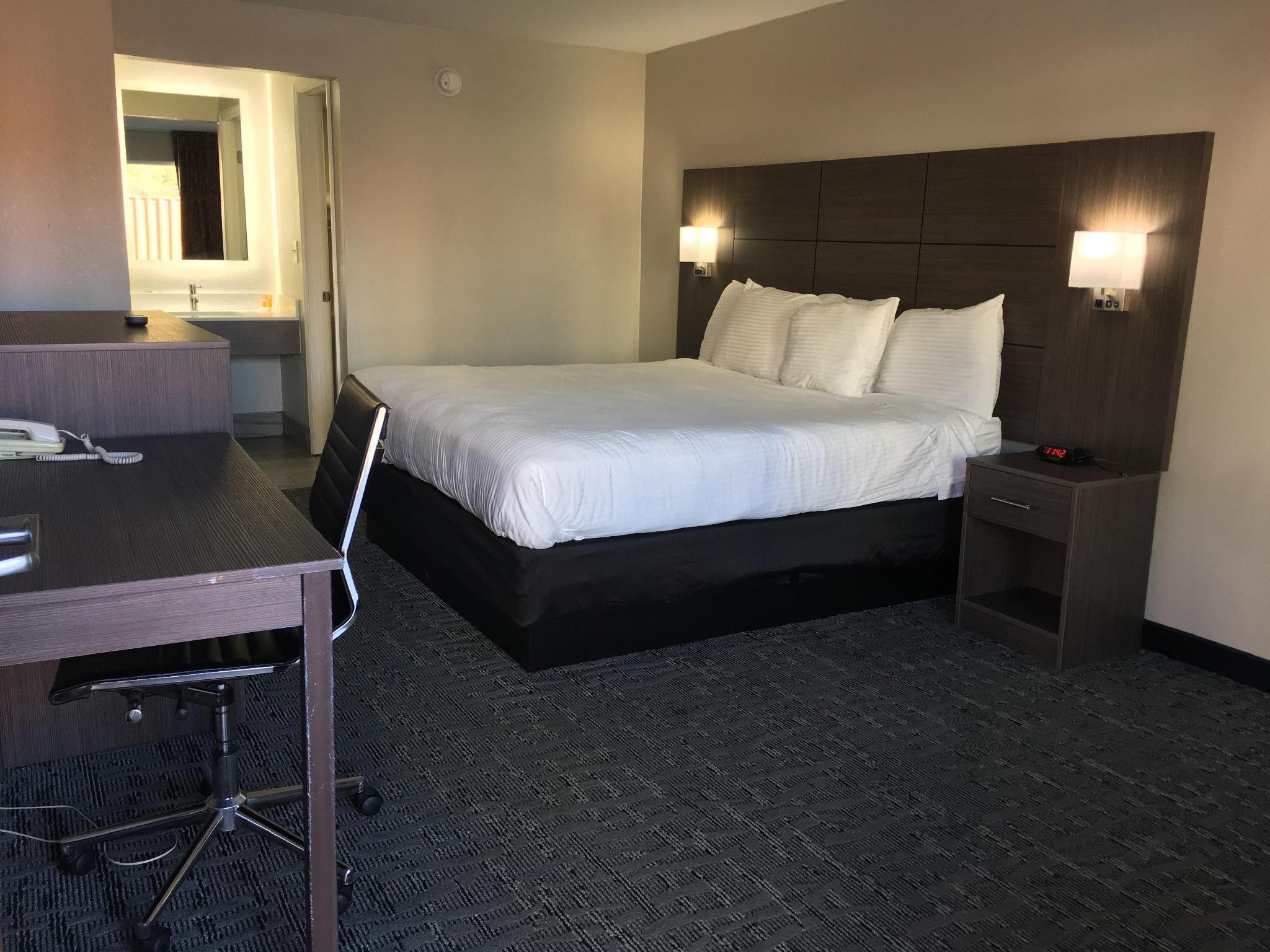 Days Inn & Suites By Wyndham Charleston Airport West Норт-Чарлстон Екстер'єр фото